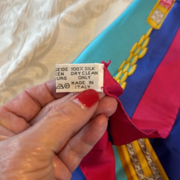 Cartier Silk Scarf. 34 X 34 - Picture 5 of 6